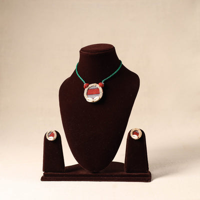 Red Shell Work Fabart Jute Necklace Set