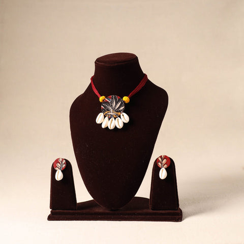 Red Shell Work Fabart Necklace Set