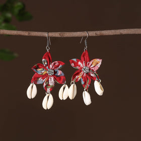 Red - sidra fabart phool kali shell earrings - handcrafted