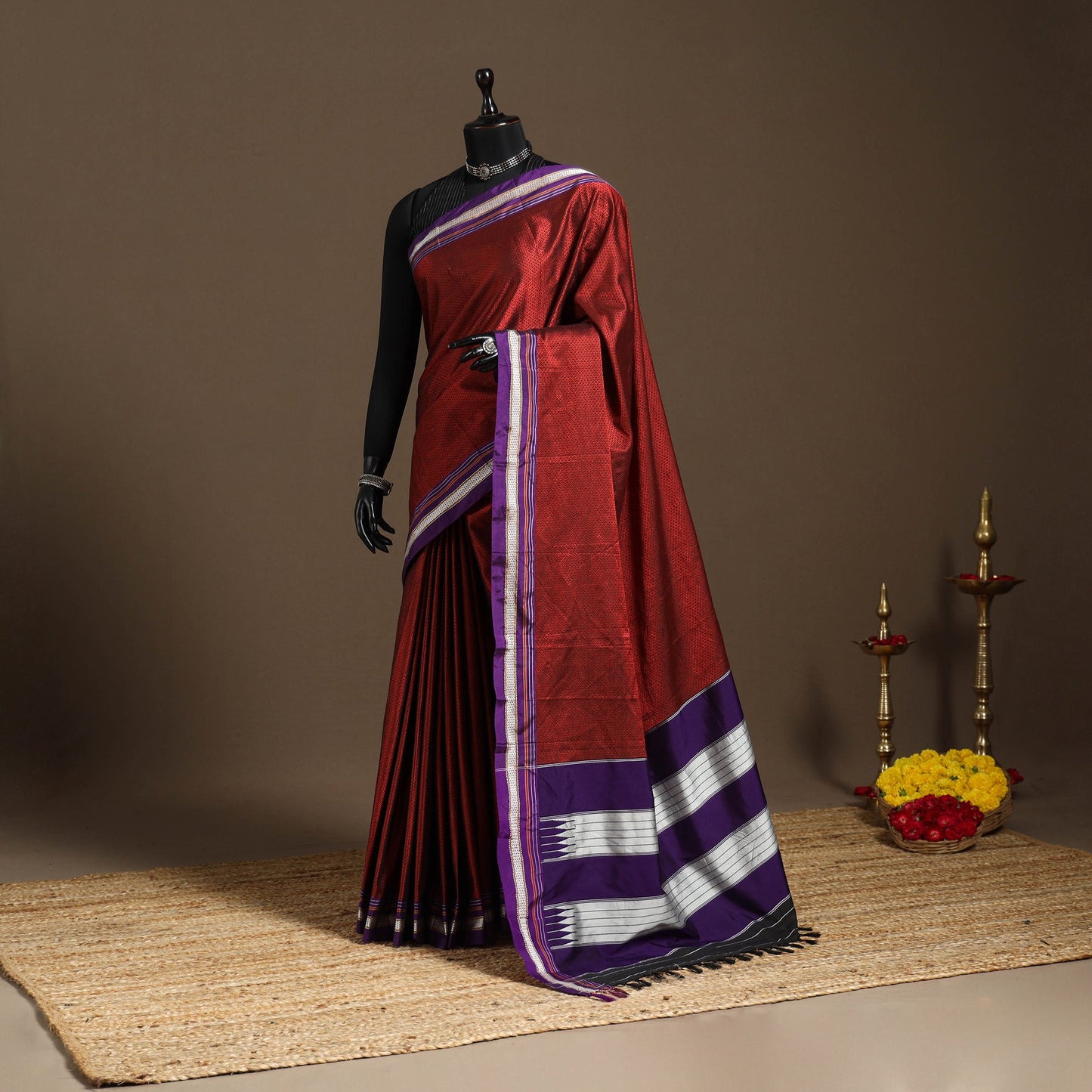 Red - silk cotton khun saree with ilkal pallu chikki paras