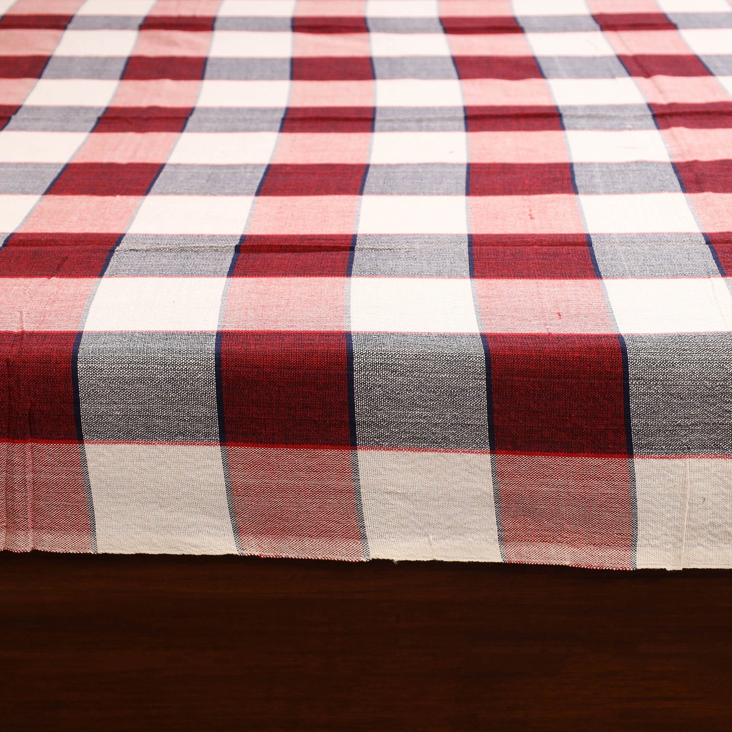 Red - single handloom cotton bed sheet (90 x 60 in) 109