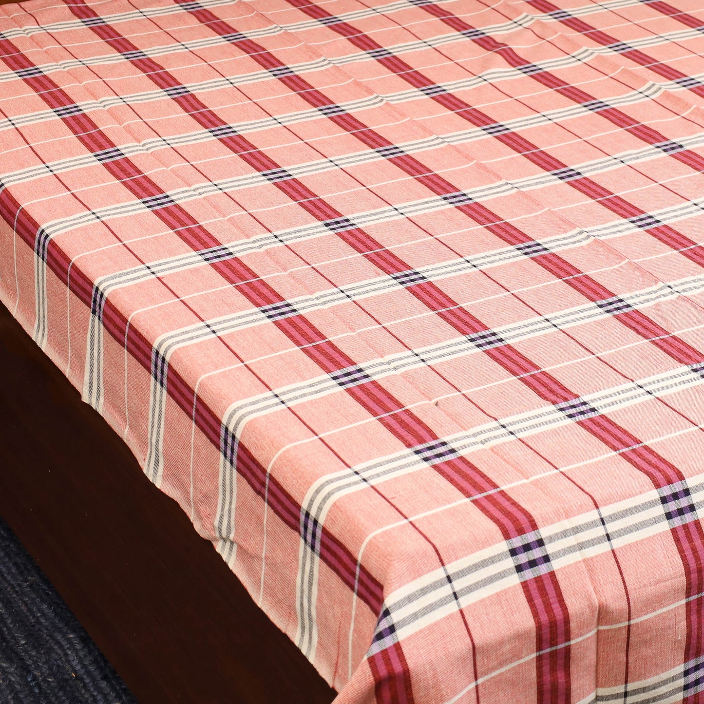 Red - single handloom cotton bed sheet (90 x 60 in) 112