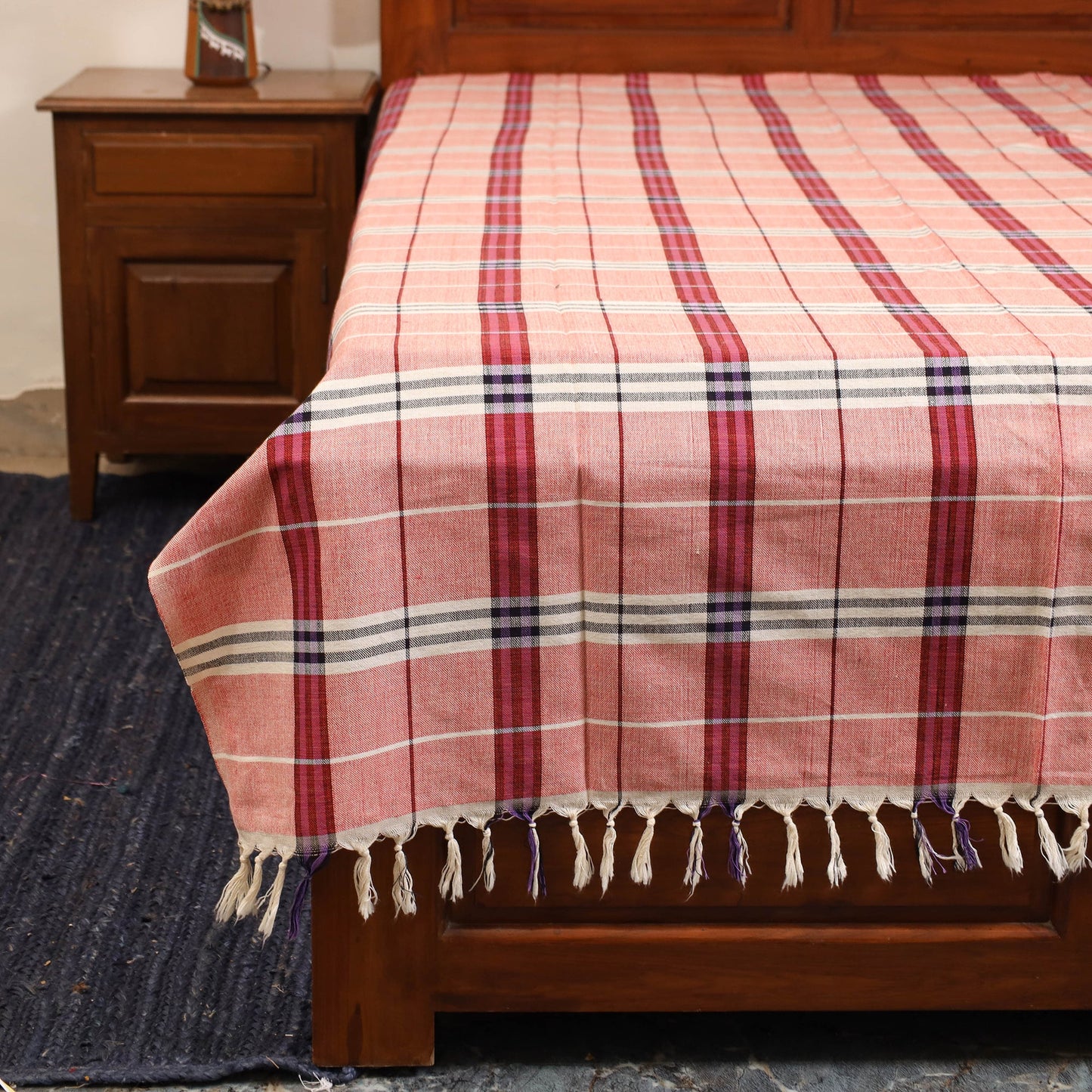 Red - single handloom cotton bed sheet (90 x 60 in) 112