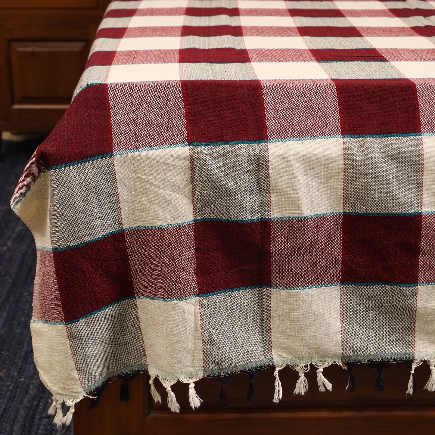 Red - single handloom cotton bed sheet (90 x 60 in) 65