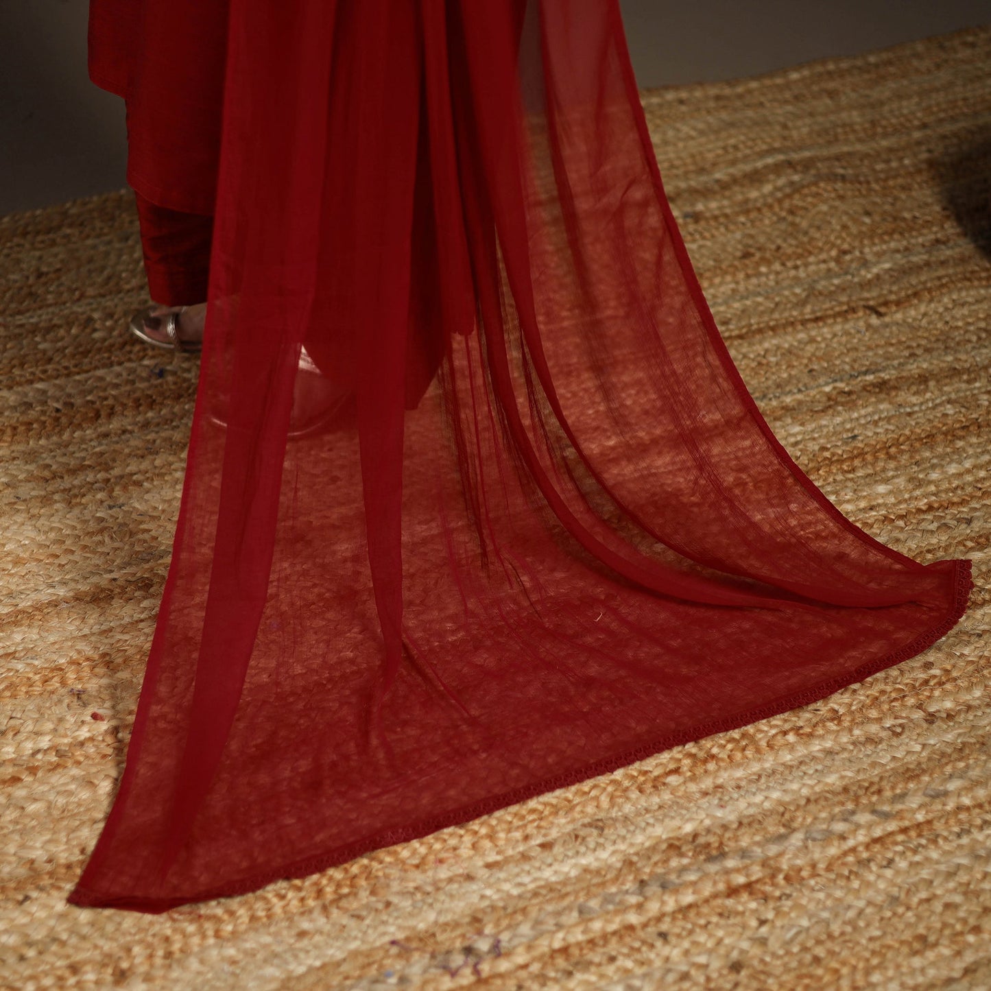 Red - slub silk embroidered plain kurta set (set of 3) 14