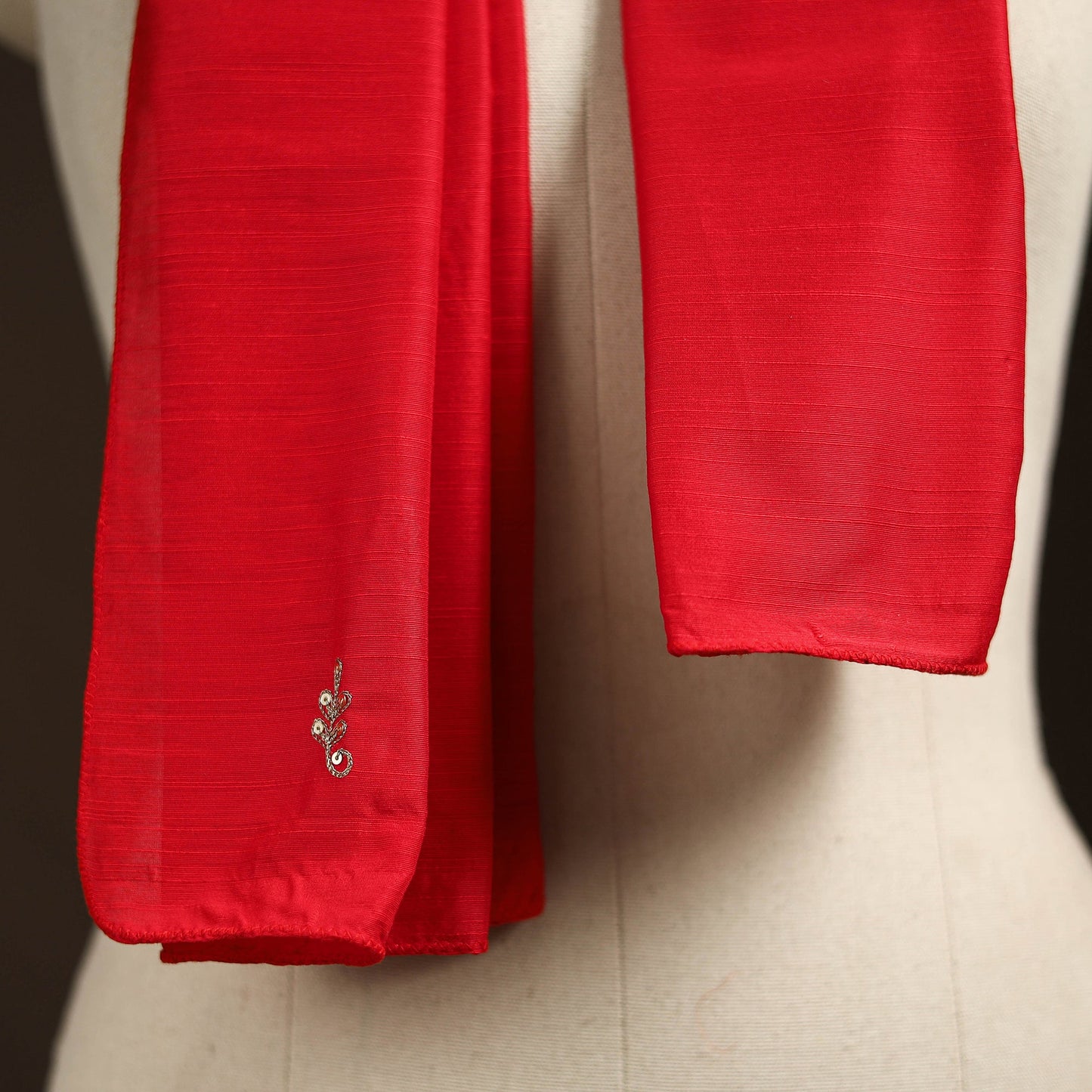Red - slub silk hand embroidered plain stole 03