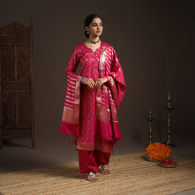 Red - tanchoi silk cotton banarasi kurta set for women (set