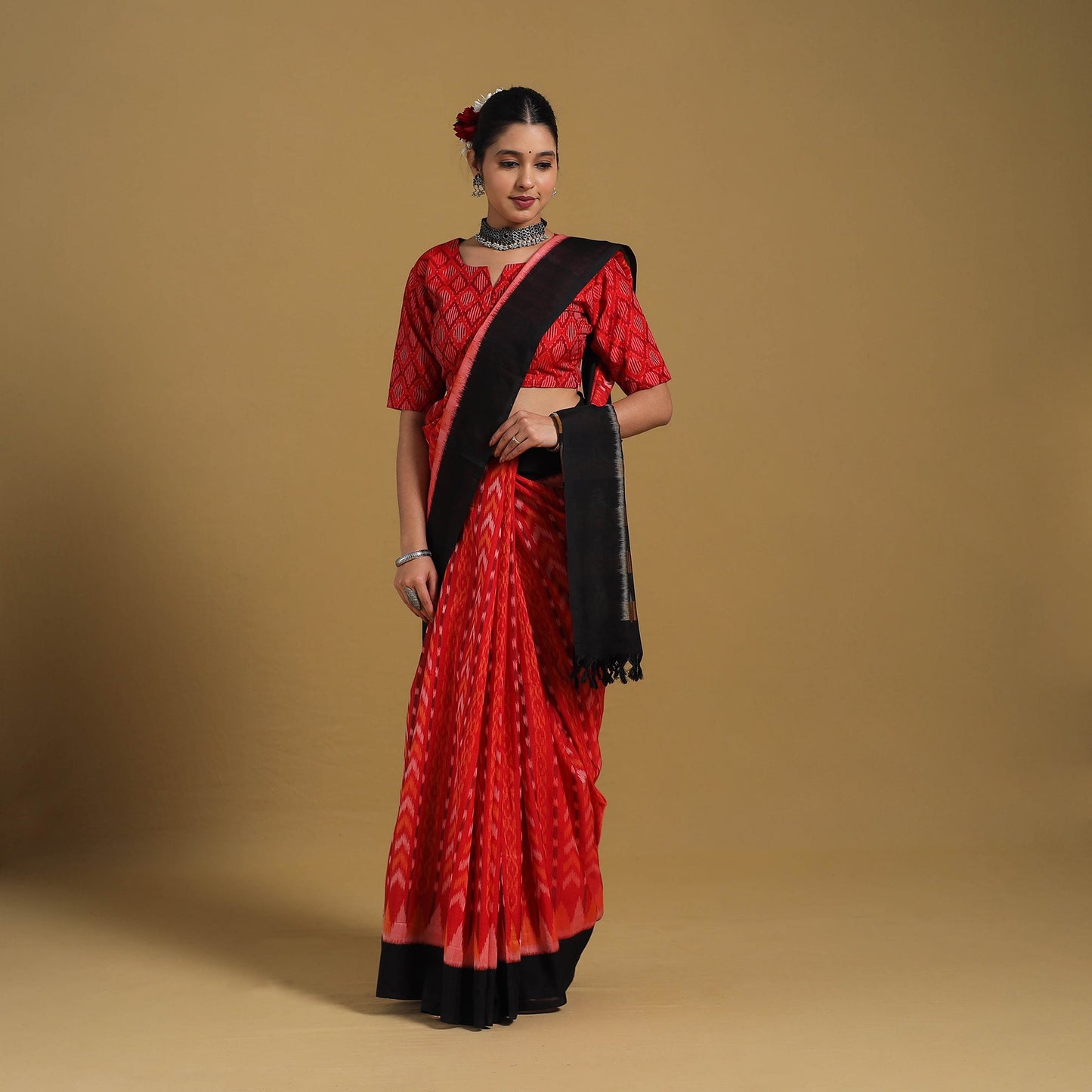 Red Telia Rumal Handloom Cotton Pochampally Double Ikat Saree