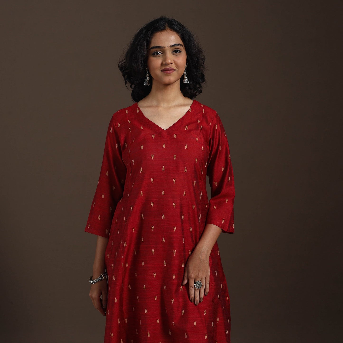 Red Thread Buti A-Line Spun Dupion Silk Kurta Set (Set of 2)