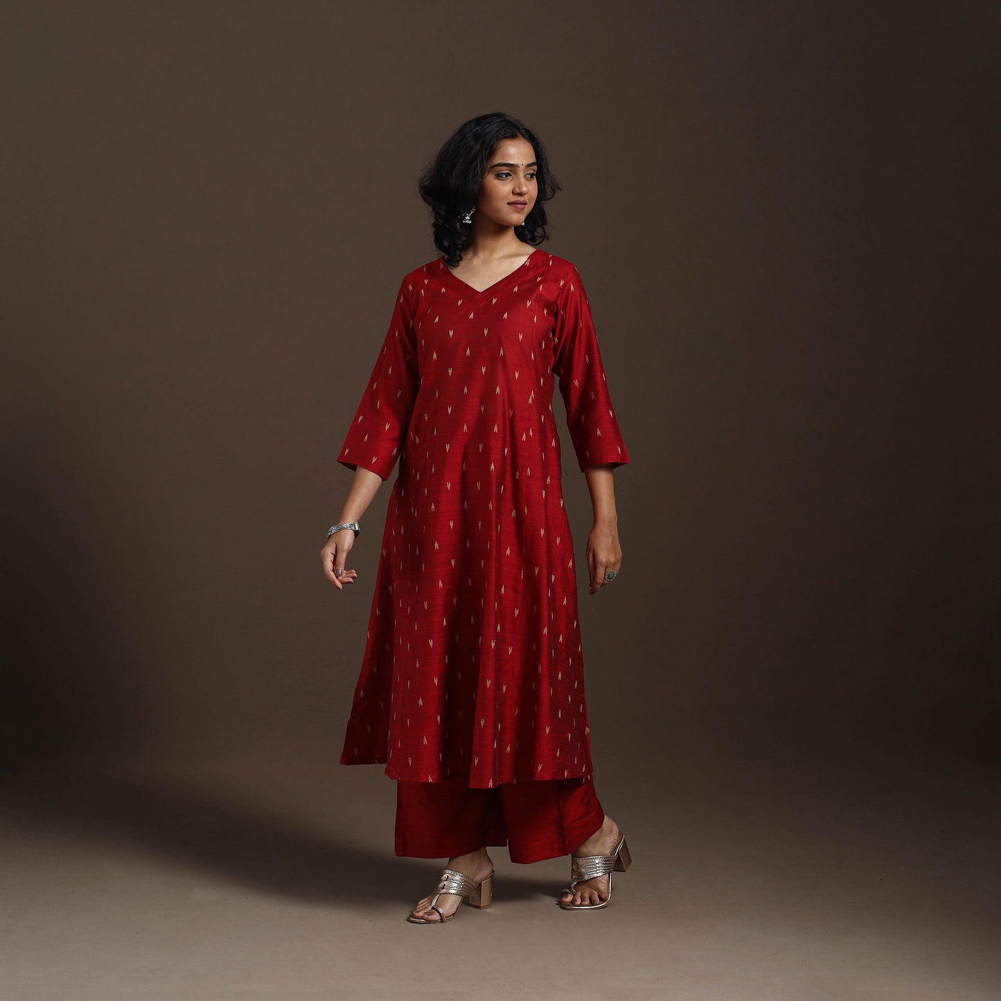 Red Thread Buti A-Line Spun Dupion Silk Kurta Set (Set of 2)
