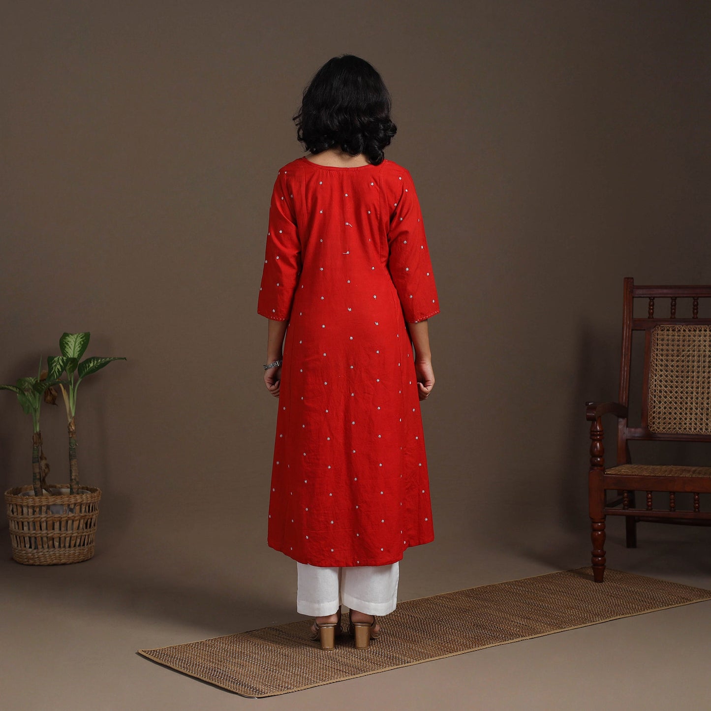 Red - thread buti work cotton plain kurta set (set of 2) 03