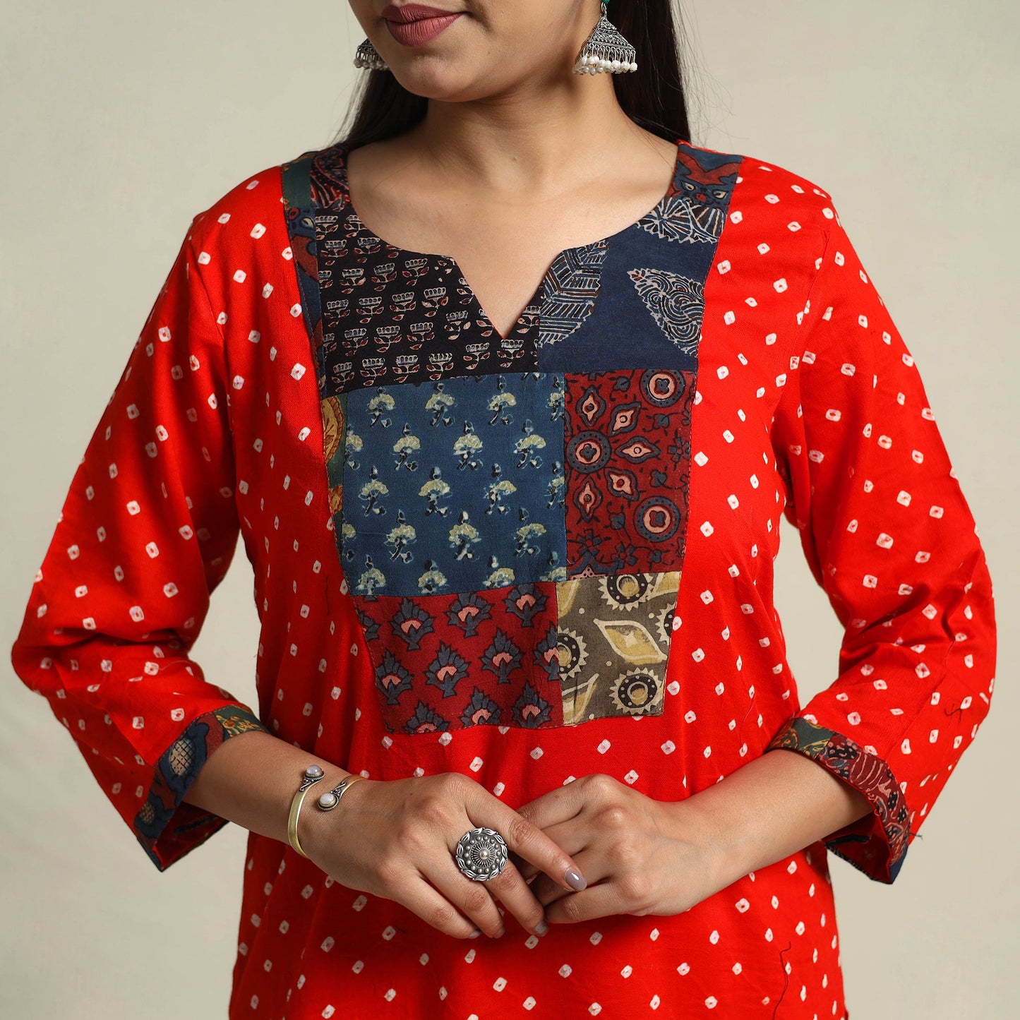 Red Tie-dye Cotton Patchwork Straight Bandhani Kurta for Women