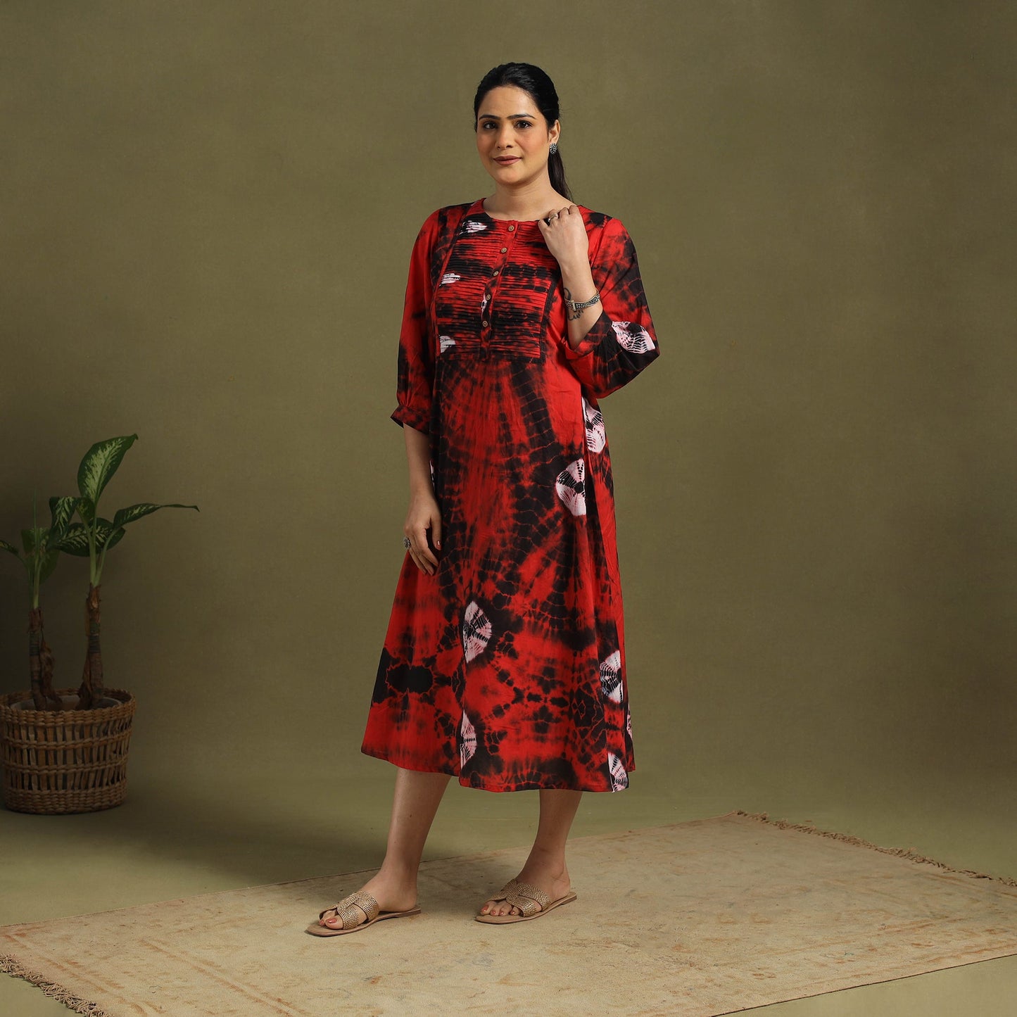 Red - tie-dye cotton pintuck shibori dress 02 - handcrafted