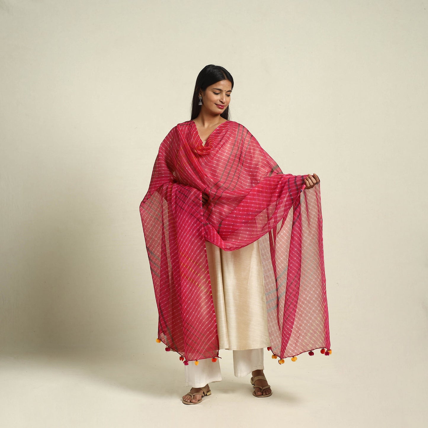Buy Tie & Dye Red Mothra Kota Doria Cotton Leheriya Dupatta
