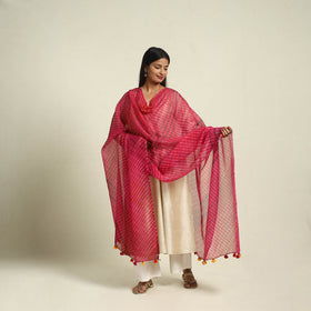 Buy Tie & Dye Red Mothra Kota Doria Cotton Leheriya Dupatta