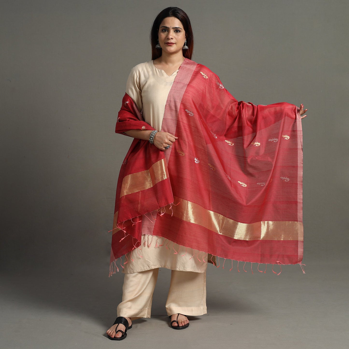 Traditional Chanderi Silk Handloom Zari Buti Dupatta with Tassels 12 