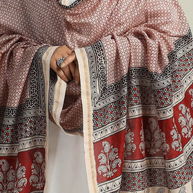 Red - traditional maheshwari silk bagh dupatta 09