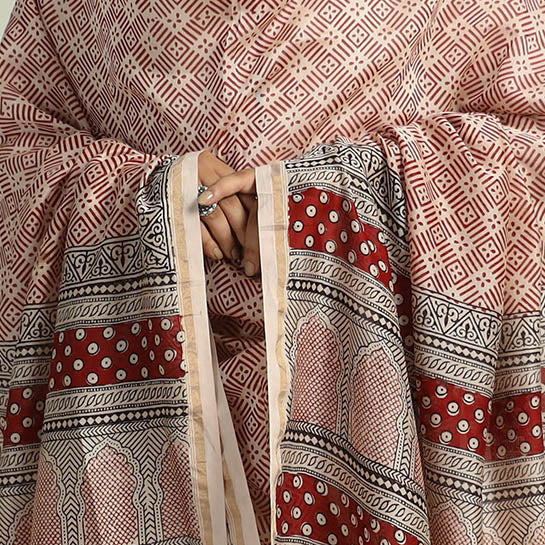 Red - traditional maheshwari silk bagh dupatta 19