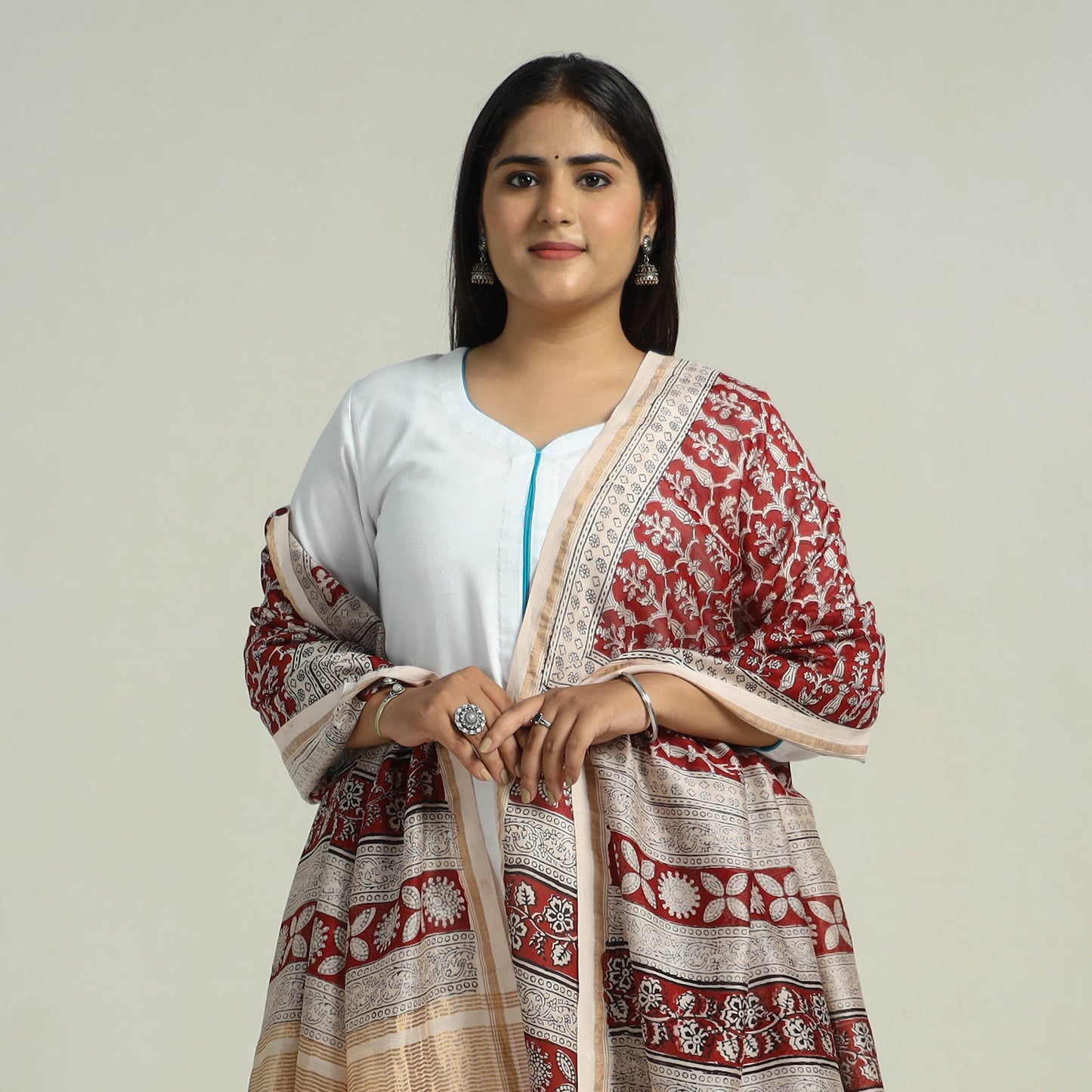 Red - traditional maheshwari silk bagh dupatta 06
