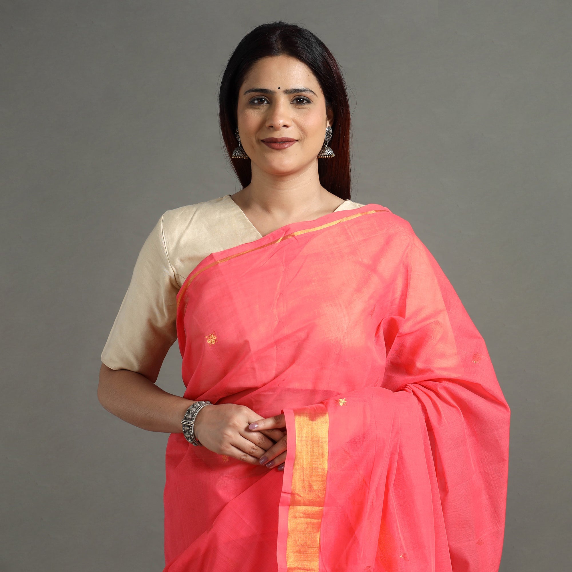  Traditional Venkatagiri Handloom Cotton Thread & Zari Buti Saree 30 Online at iTokri.com