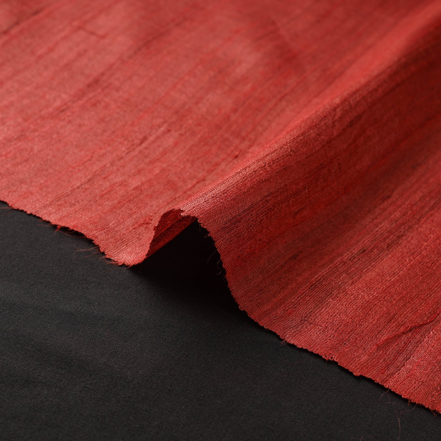 Red - vidarbha tussar x ghicha silk handloom fabric 04
