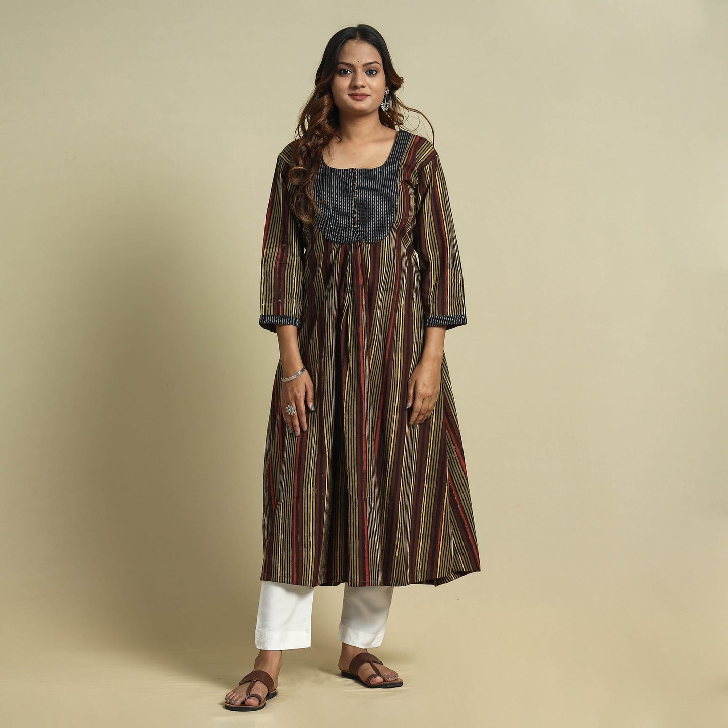  Jahota Block Printed Kantha Patchwork Cotton Kurta Online at iTokri.com