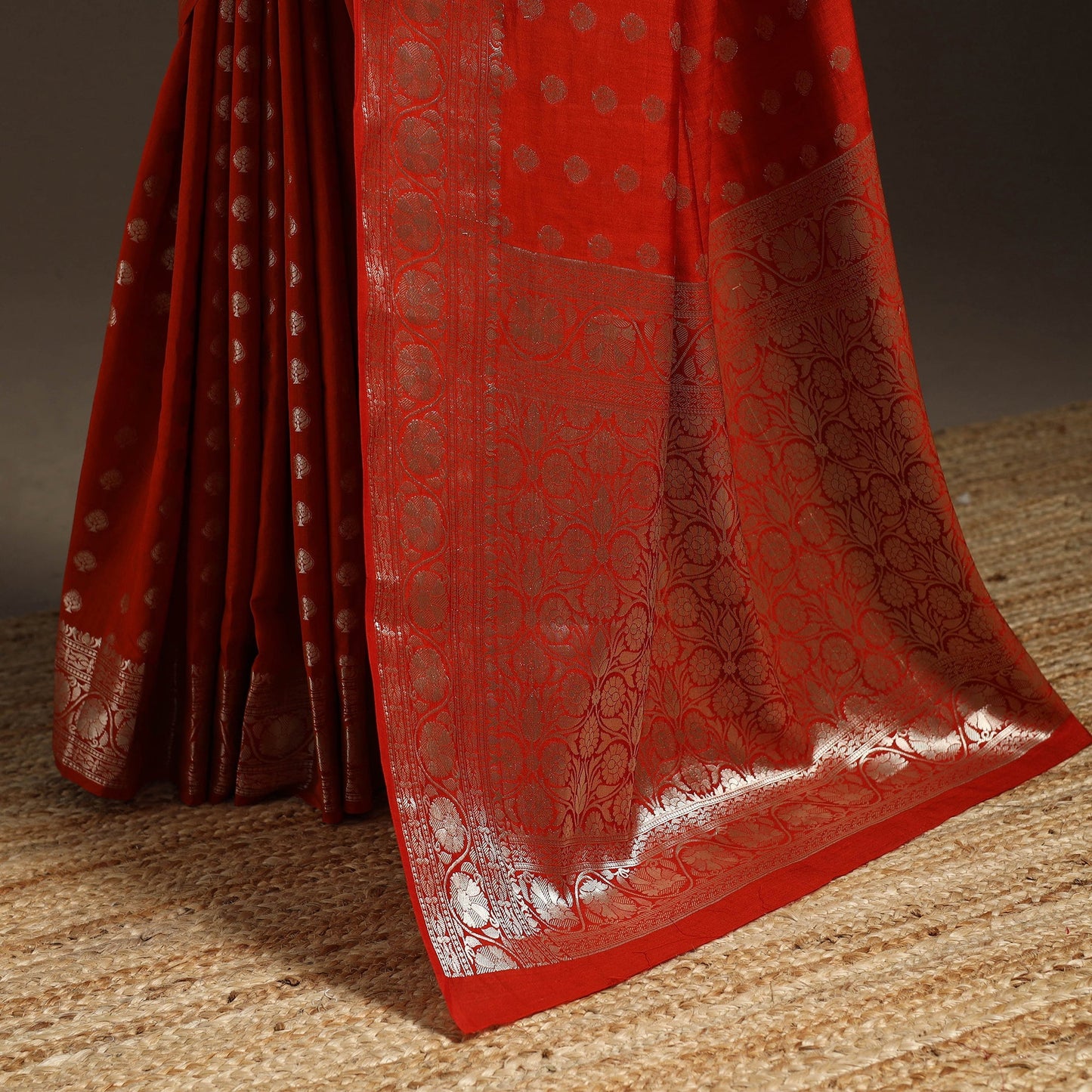 Zari work chiniya silk banarasi saree 16 - handcrafted