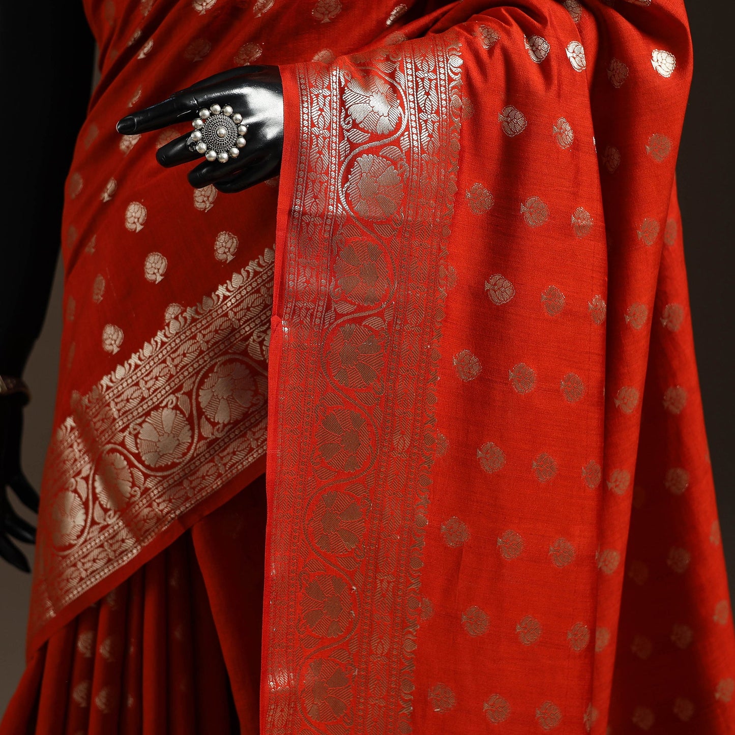 Zari work chiniya silk banarasi saree 16 - handcrafted