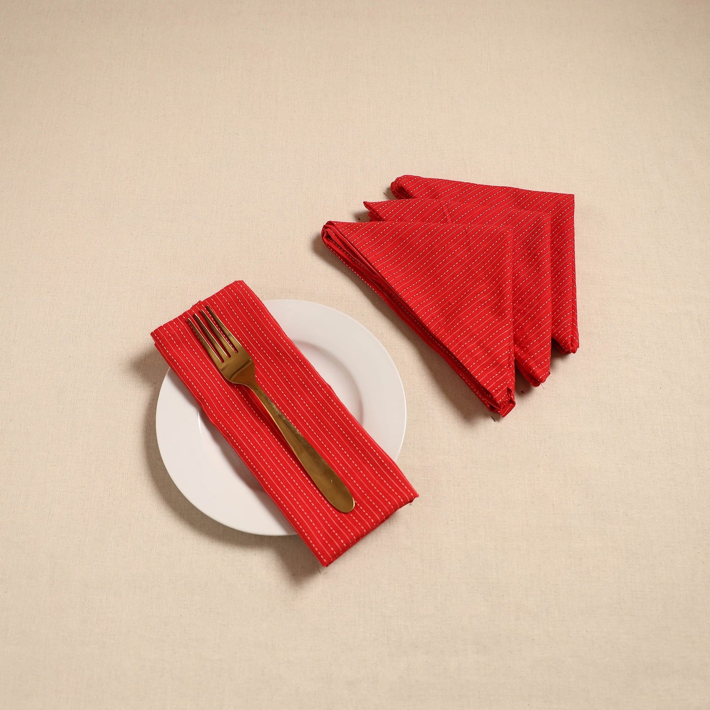 Running stitch table napkin (set of 4) 01 - handcrafted
