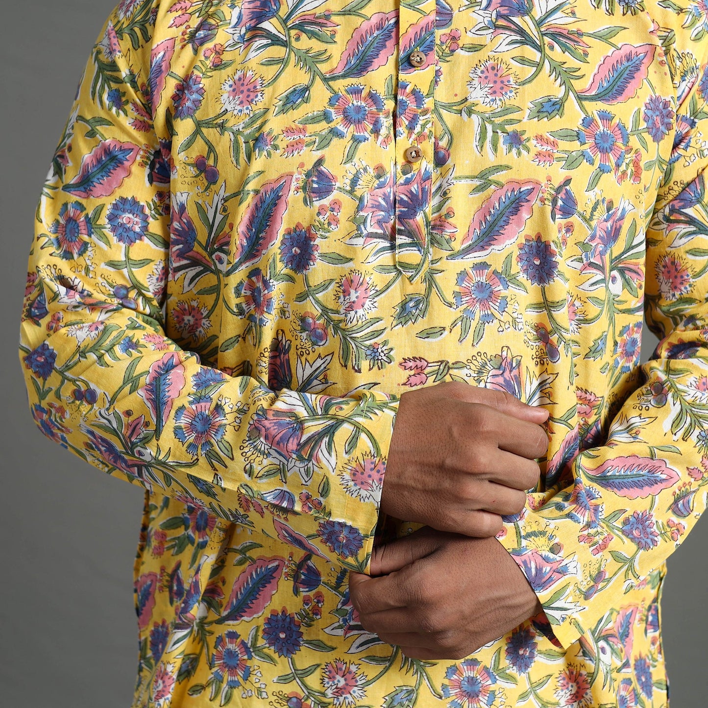 Buy Sanganeri Block Printed Cotton Men Long Kurta 09 Online at iTokri.com