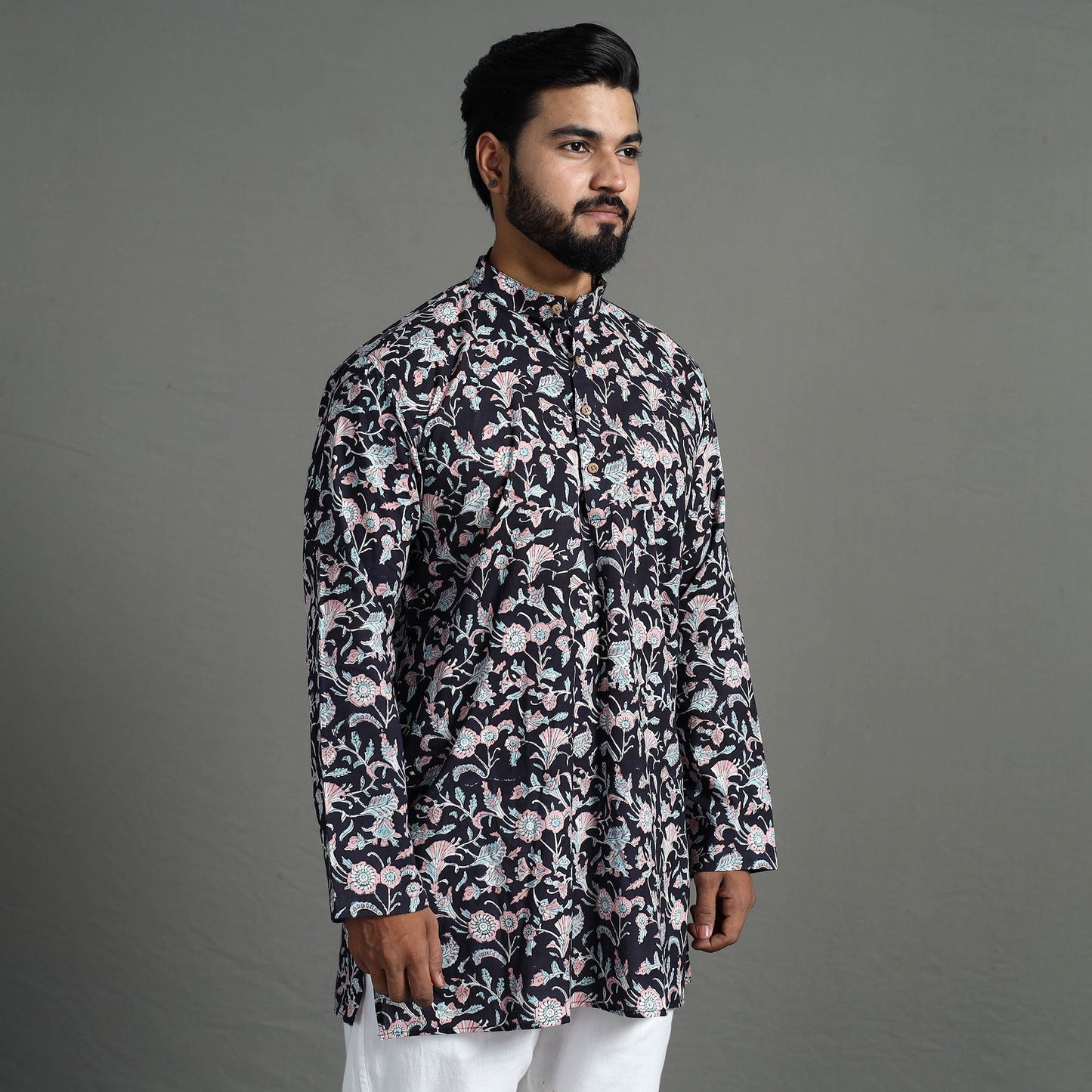  Sanganeri Block Printed Cotton Men Short Kurta 02 