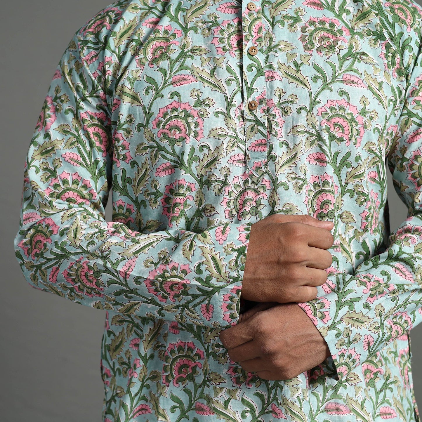 Buy Sanganeri Block Printed Cotton Men Short Kurta 05 Online at iTokri.com