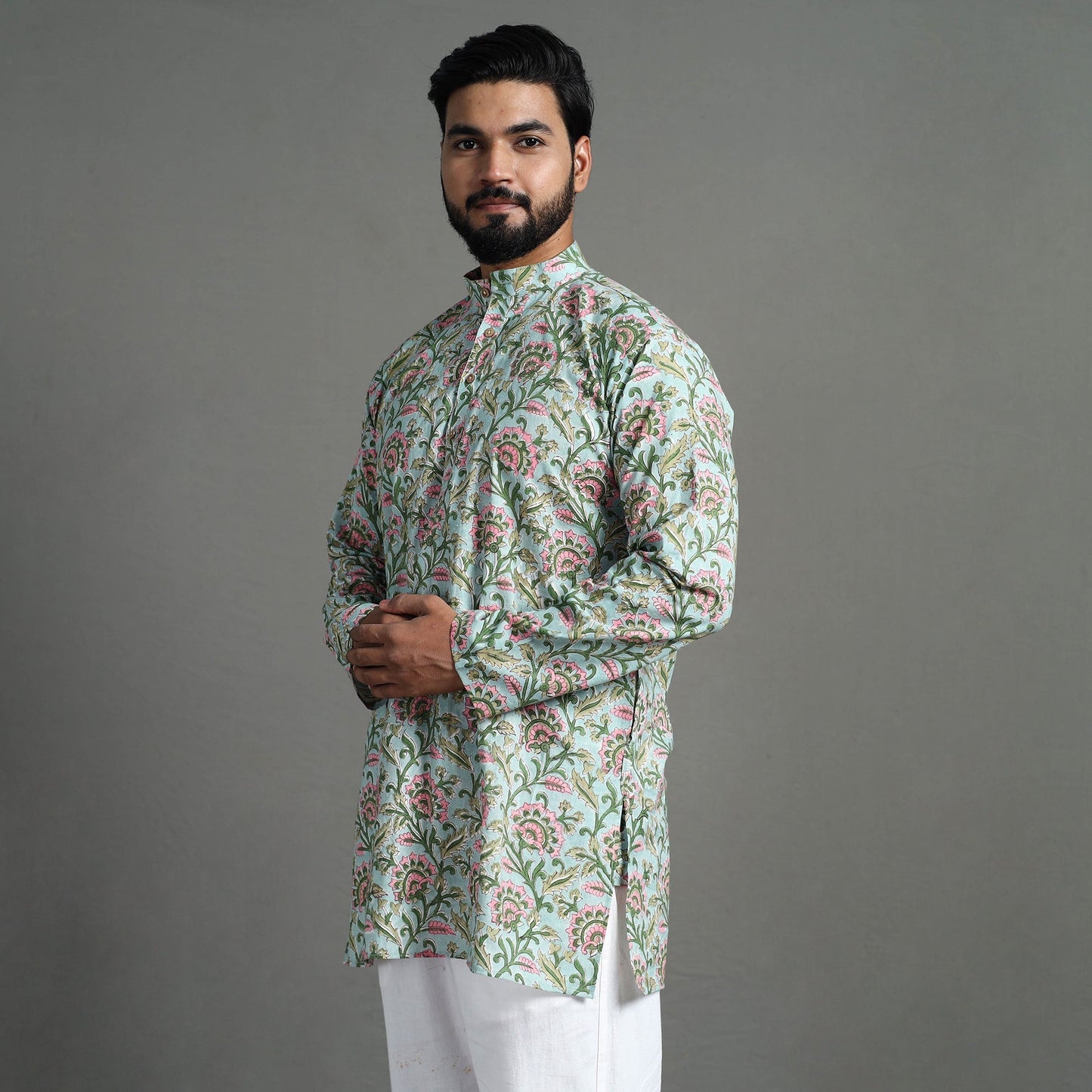 Buy Sanganeri Block Printed Cotton Men Short Kurta 05 Online at iTokri.com
