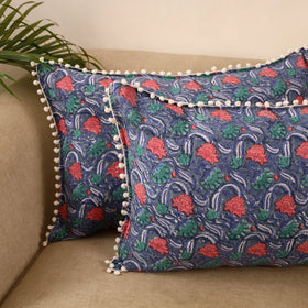 Sanganeri pillow cover with pom (set of 2) 01 - handcrafted