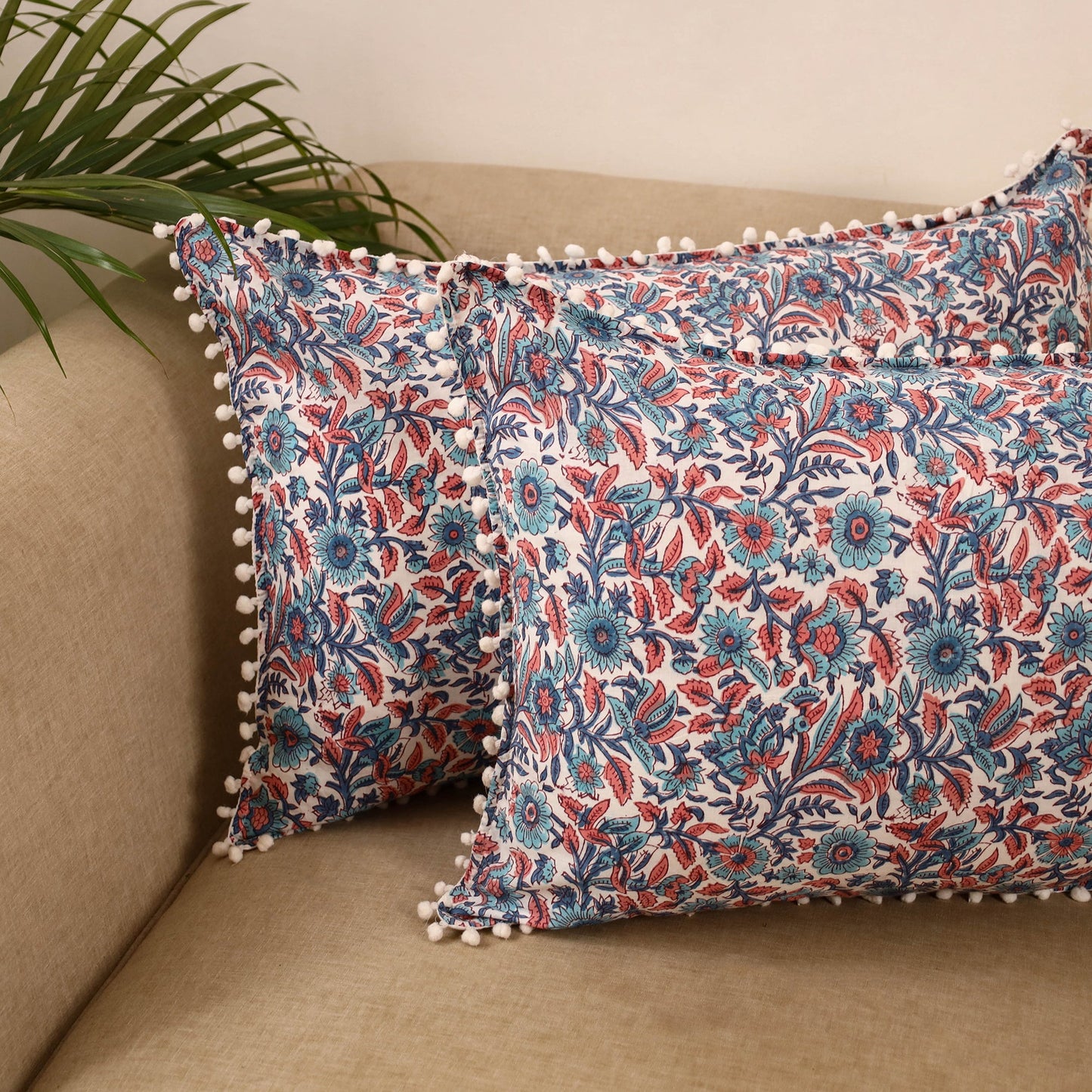 Sanganeri pillow cover with pom (set of 2) 04 - handcrafted