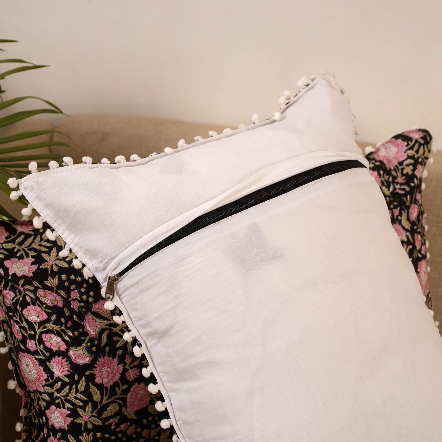 Sanganeri pillow cover with pom (set of 2) 20 - handcrafted