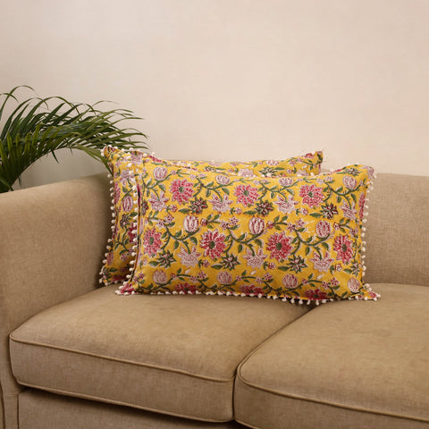Sanganeri pillow cover with pom (set of 2) 27 - handcrafted