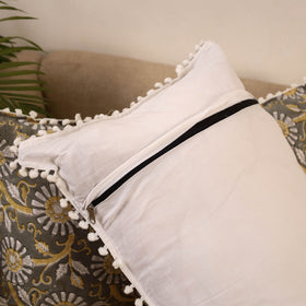 Sanganeri pillow cover with pom (set of 2) 38 - handcrafted