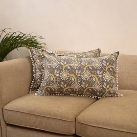 Sanganeri pillow cover with pom (set of 2) 38 - handcrafted