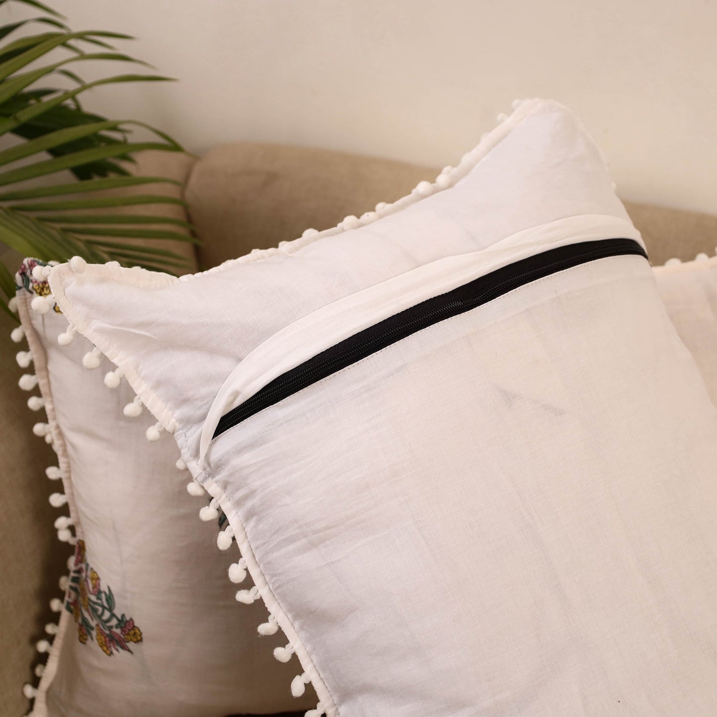 Sanganeri pillow cover with pom (set of 2) 39 - handcrafted