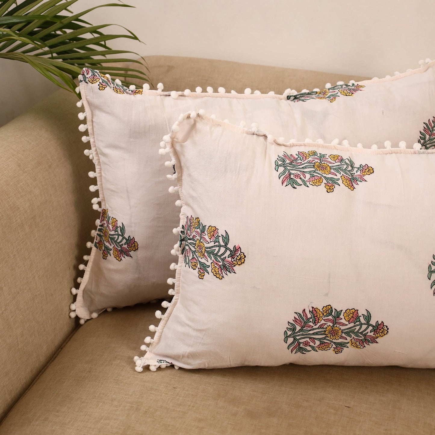 Sanganeri pillow cover with pom (set of 2) 39 - handcrafted