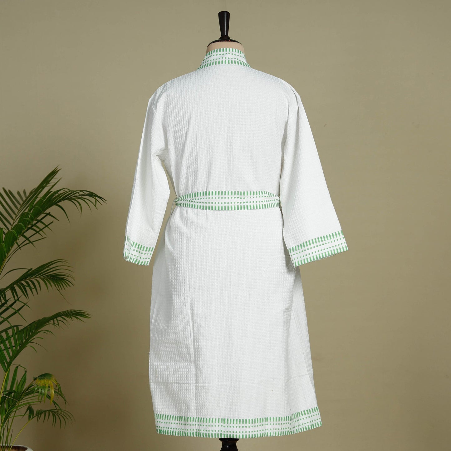 Buy Sanganeri Block Printed Waffle Weave Handwoven Bath Robe Online at iTokri.com