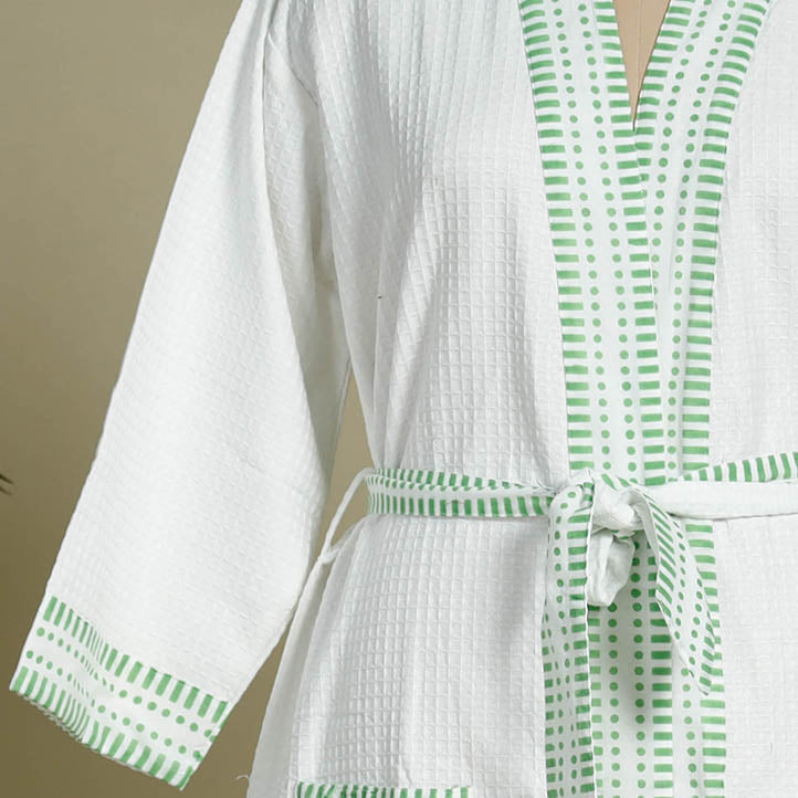 Buy Sanganeri Block Printed Waffle Weave Handwoven Bath Robe Online at iTokri.com