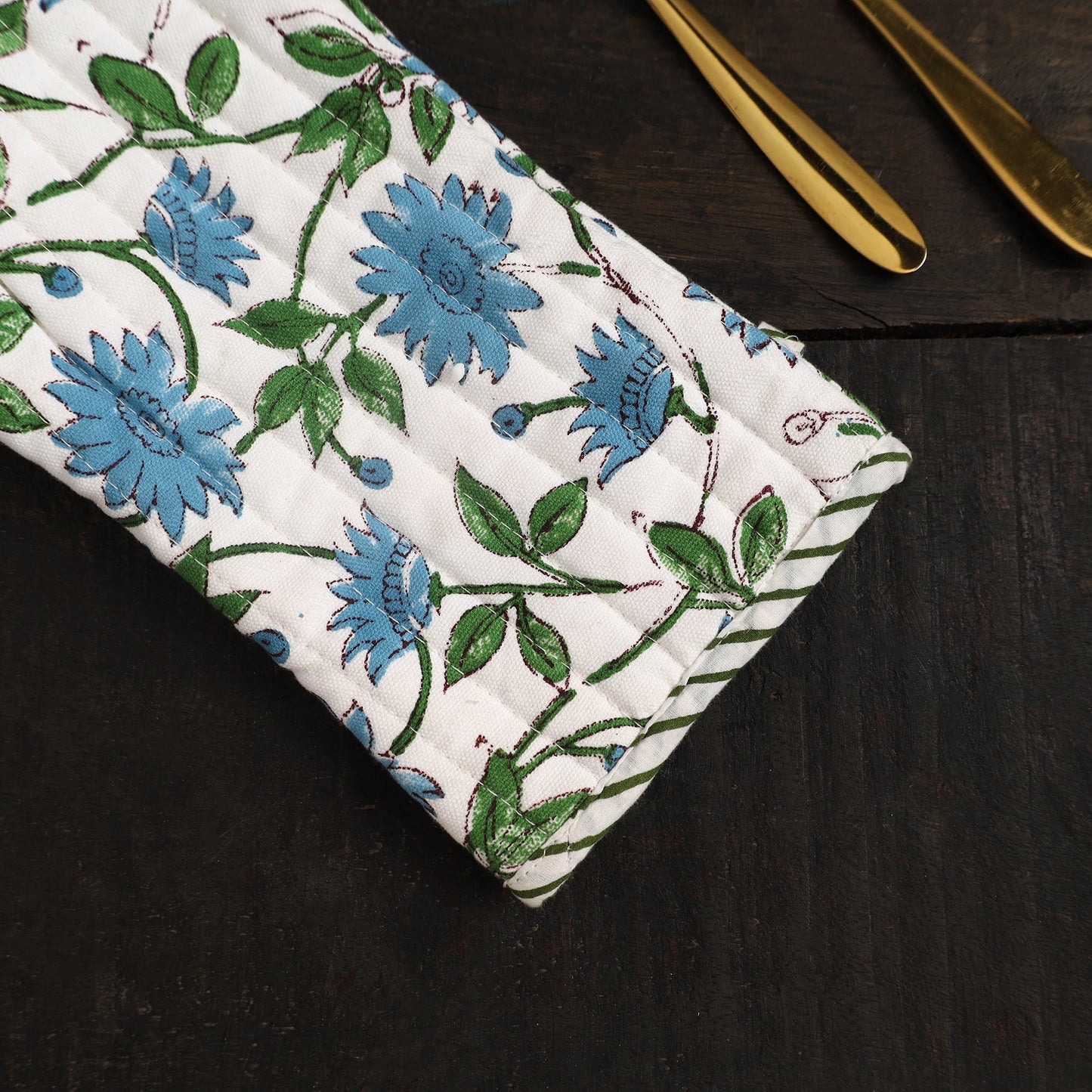 Sanganeri Print Quilted Cotton Oven Hand Glove
