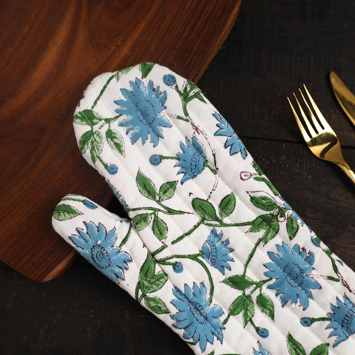 Sanganeri Print Quilted Cotton Oven Hand Glove