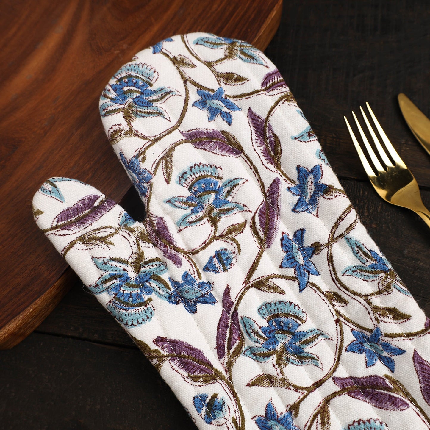 Sanganeri Print Quilted Cotton Oven Hand Glove
