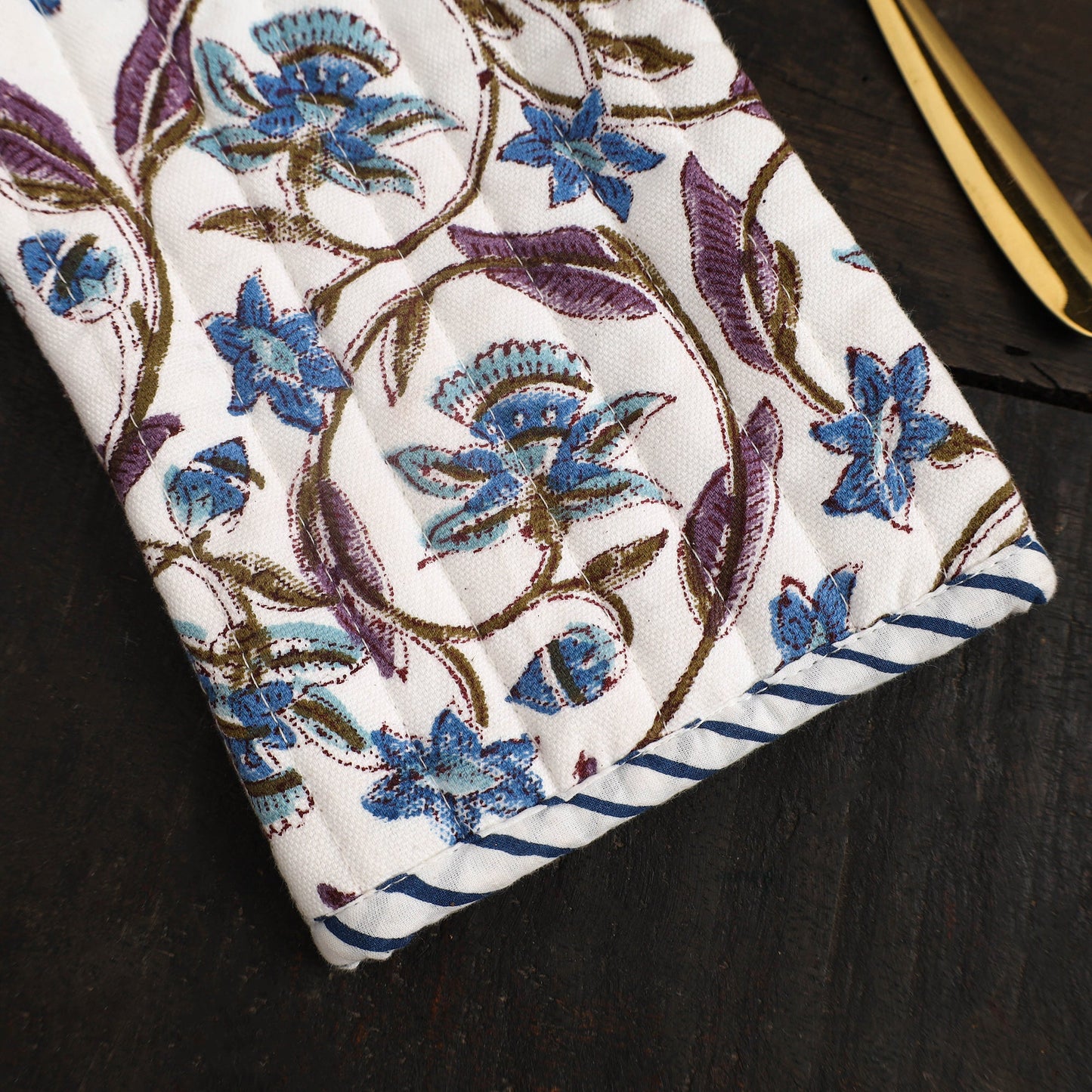 Sanganeri Print Quilted Cotton Oven Hand Glove
