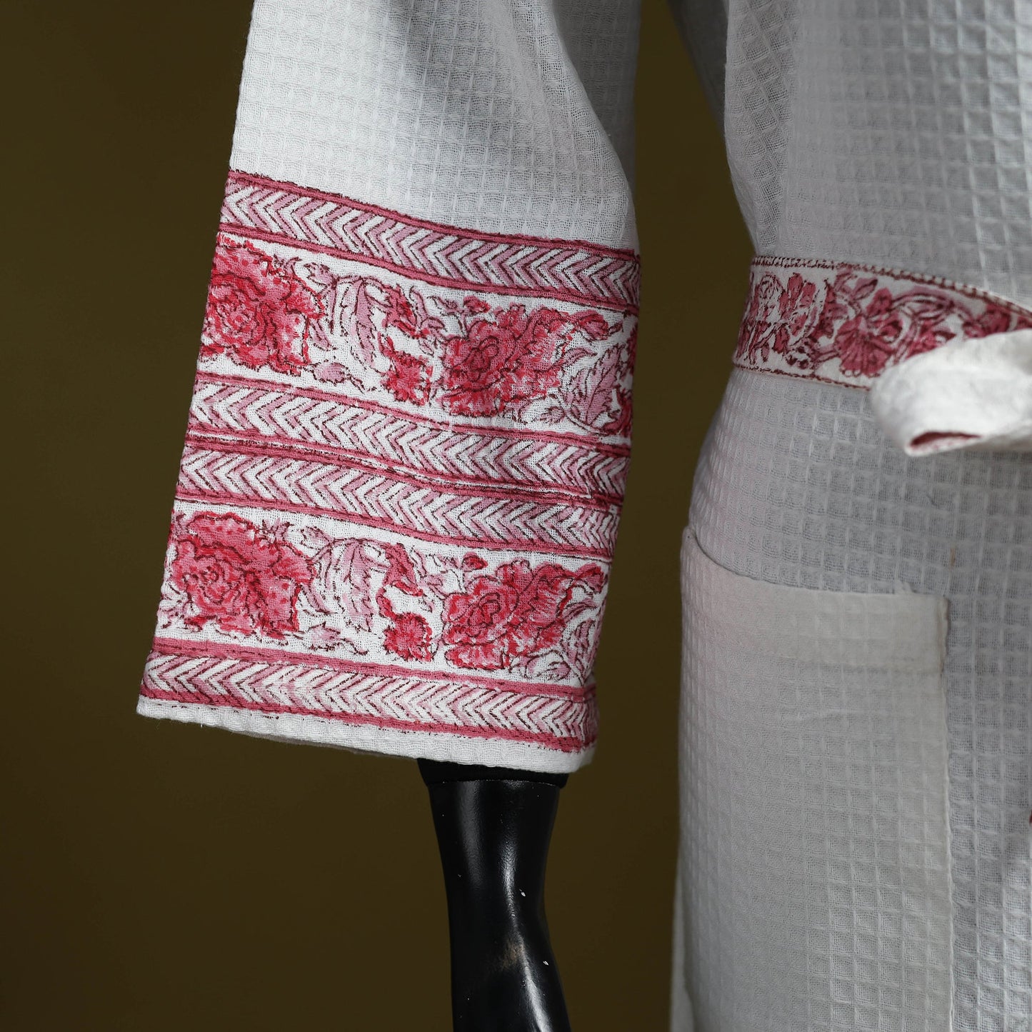 Sanganeri waffle weave handwoven bath robe 03 - handcrafted