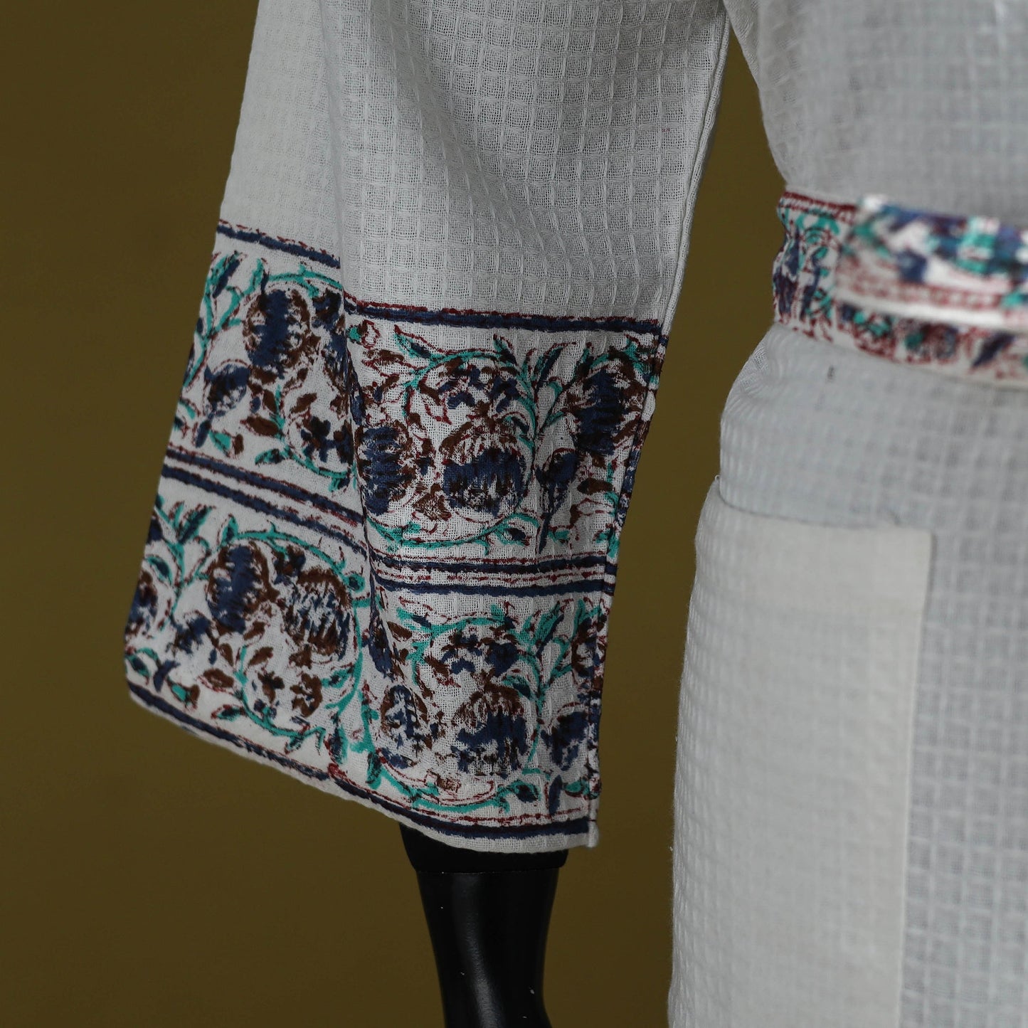 Sanganeri waffle weave handwoven bath robe 13 - handcrafted