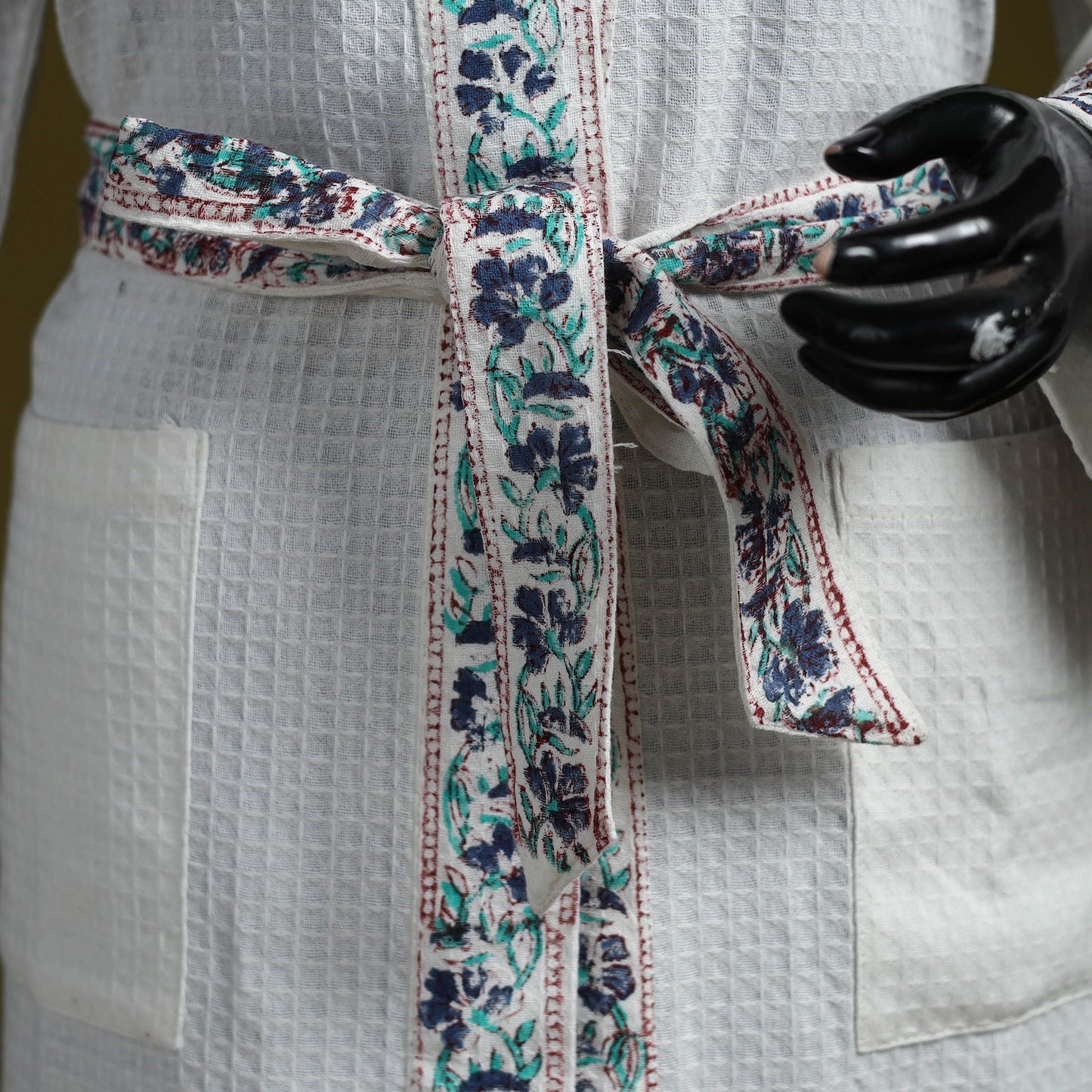 Sanganeri waffle weave handwoven bath robe 13 - handcrafted